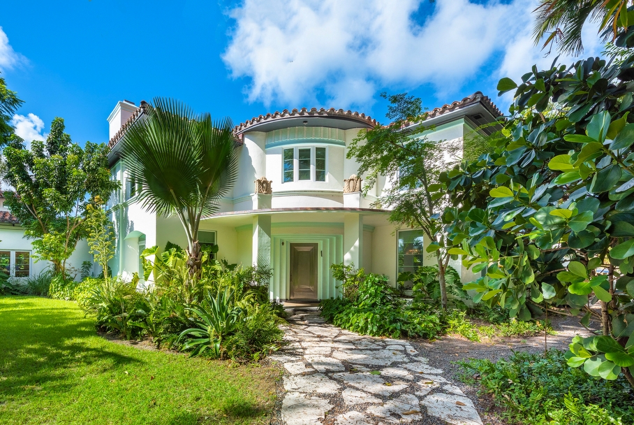 263 Ocean Blvd., Golden Beach, Miami – Price: $42,000,000
